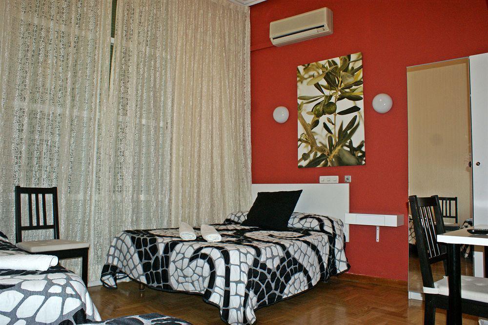 Hostal Rias Bajas Madrid Eksteriør bilde